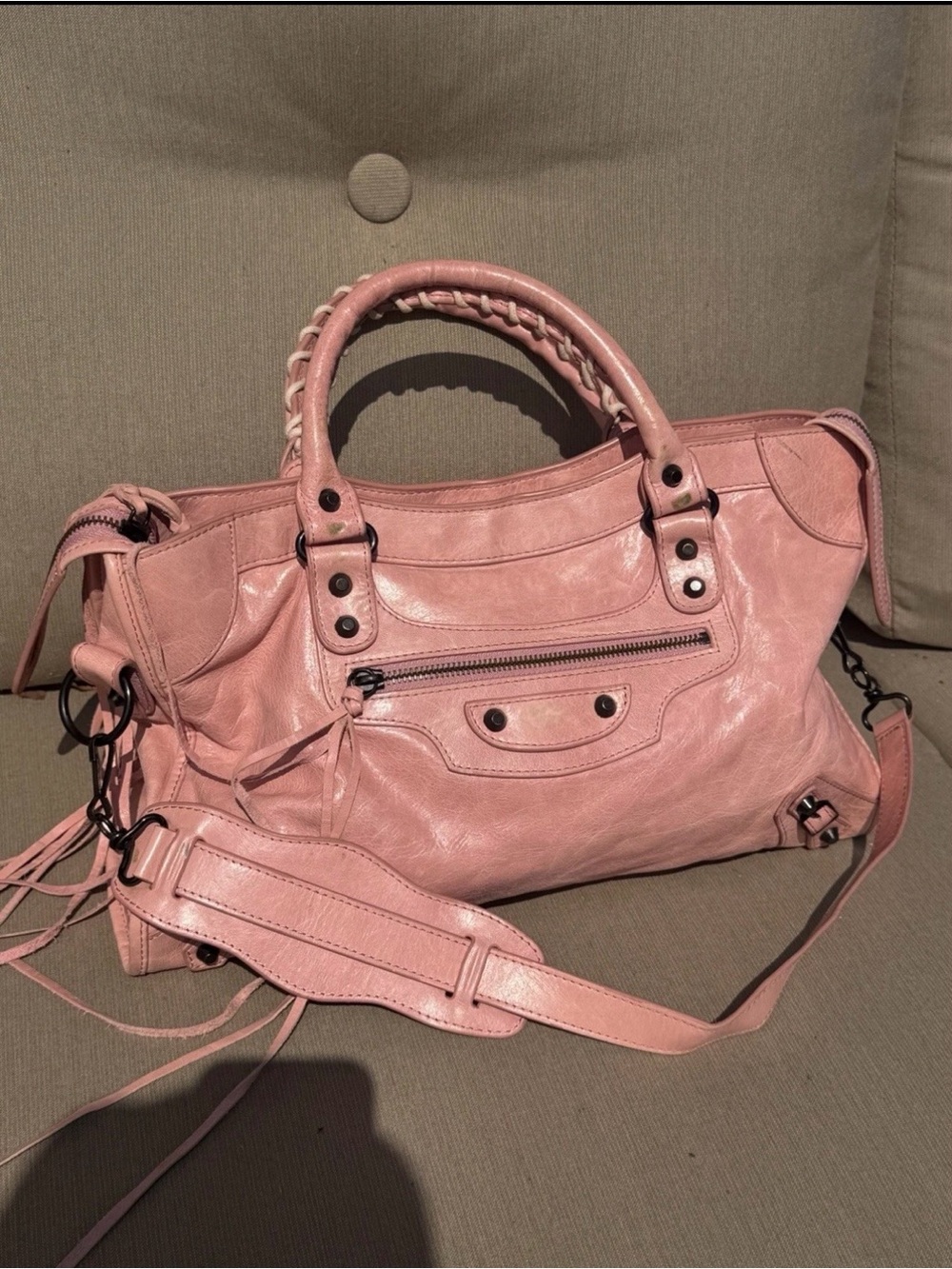 Pink classic city Leather Handbag Large